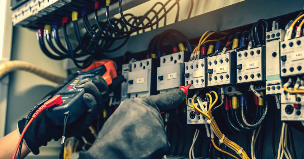 Improving Electrical System Efficiency in Saudi Arabia’s Summer Heat